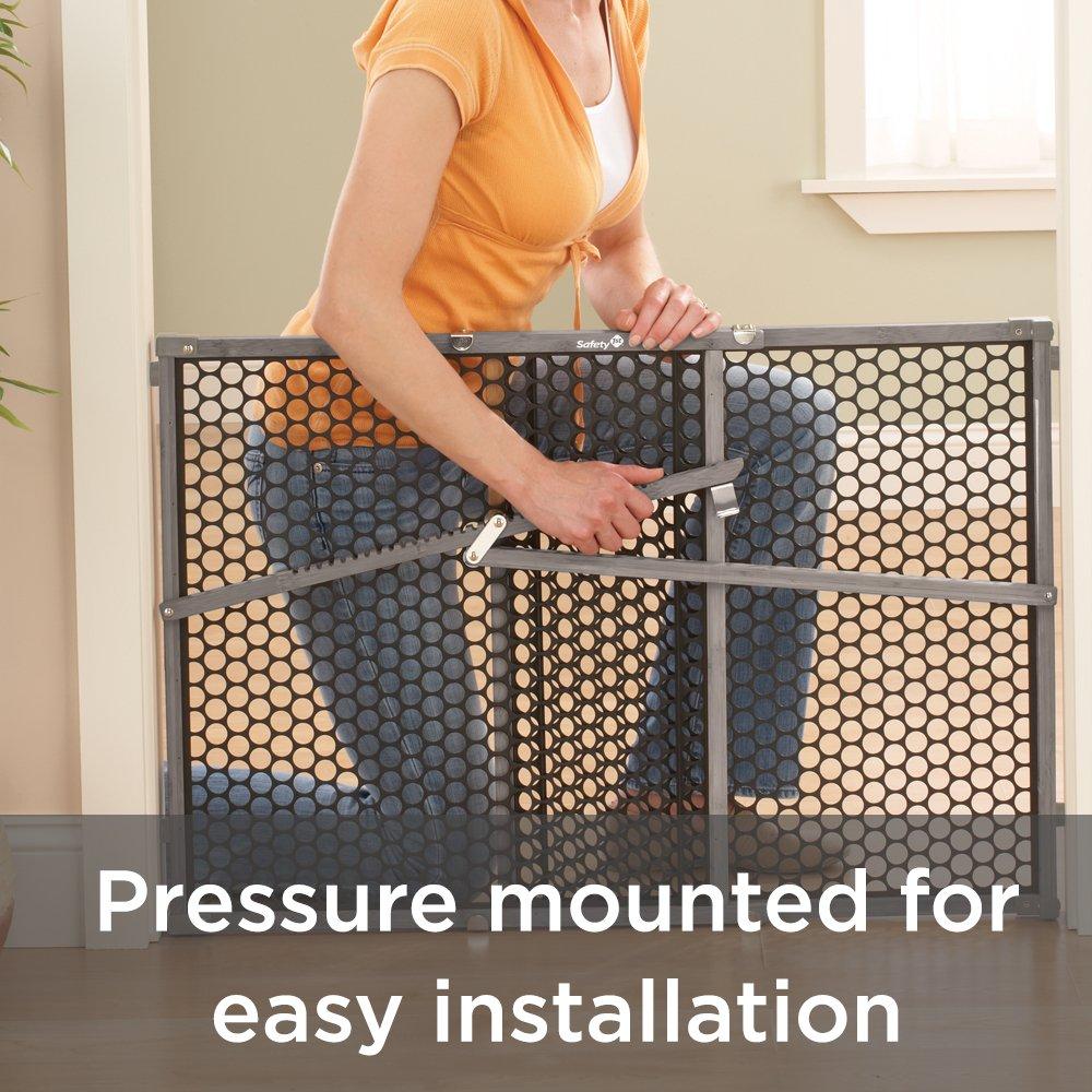 imageSafety 1st Adjustable Baby Gate for Doorways Pressure Mount Fastening Gates for Pets Toddlers Babies Children Vintage Wood Grey